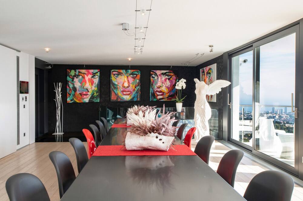 Photo of Livingroom in Mas Ram