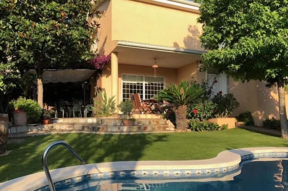 Photo of Outdoor in Masnou