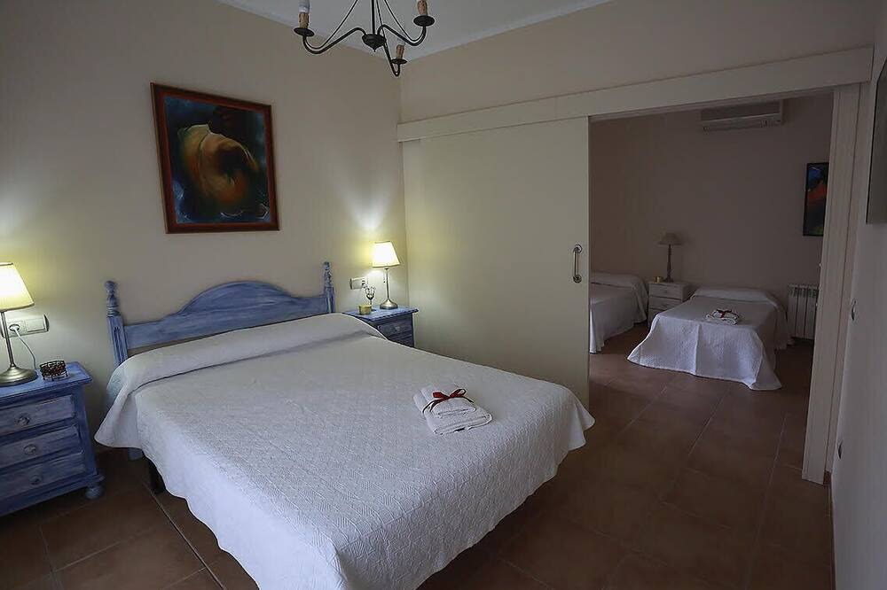 Photo of Bedroom in L Almadrava