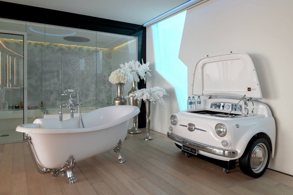 Photo of Bathroom in Mas Ram