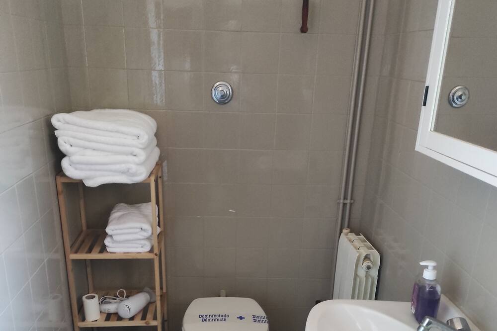 Photo of Bathroom in Dosrius