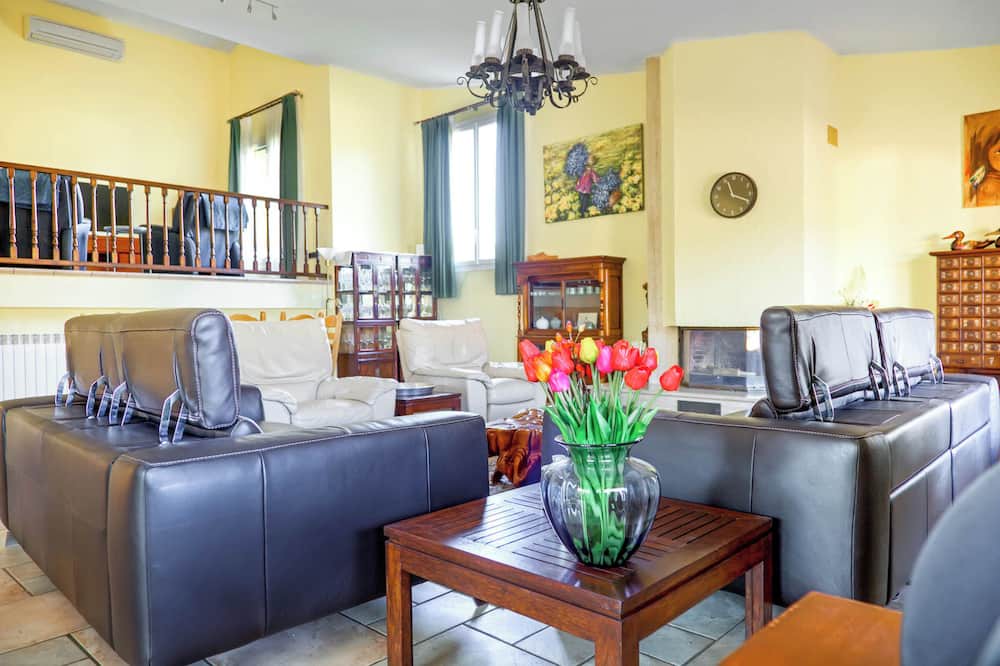 Photo of Kitchen in Sant Esteve de Palautordera