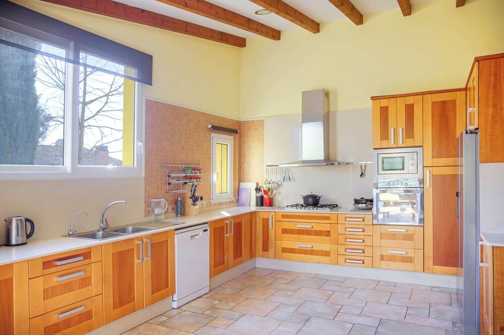 Photo of Kitchen in Sant Esteve de Palautordera