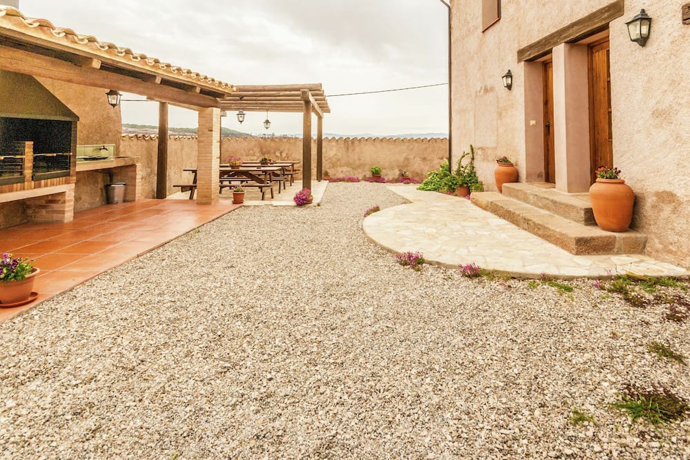 Photo of Outdoor in Maians