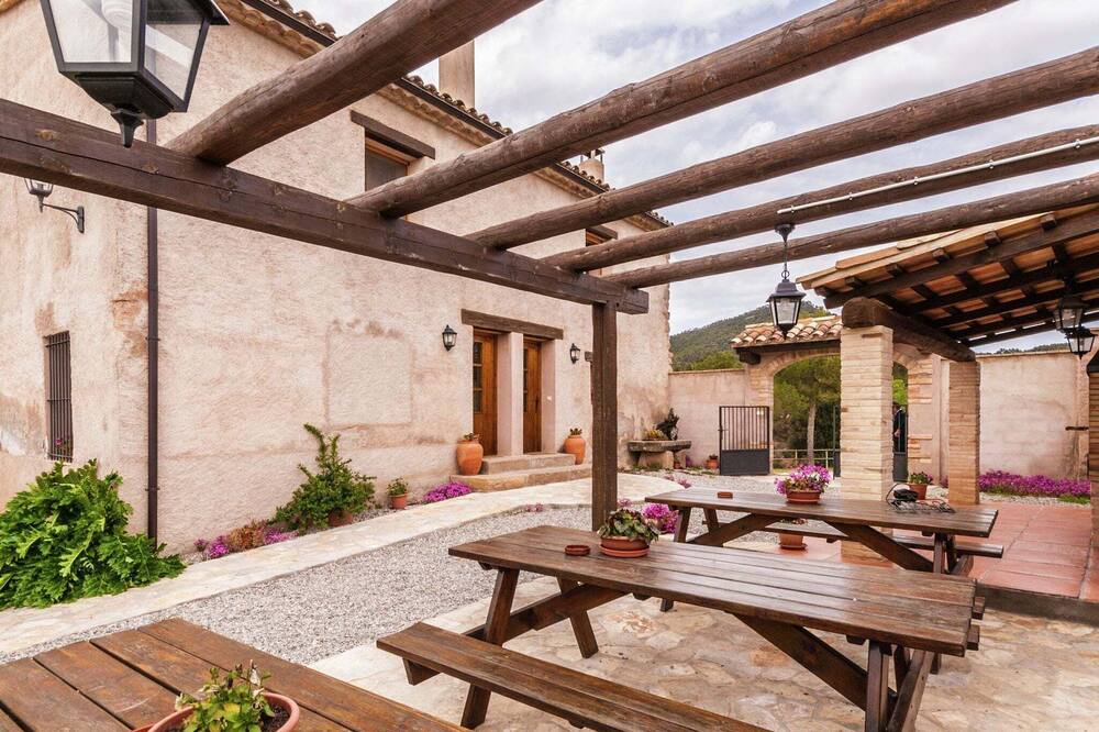 Photo of Patio Balcony in Maians