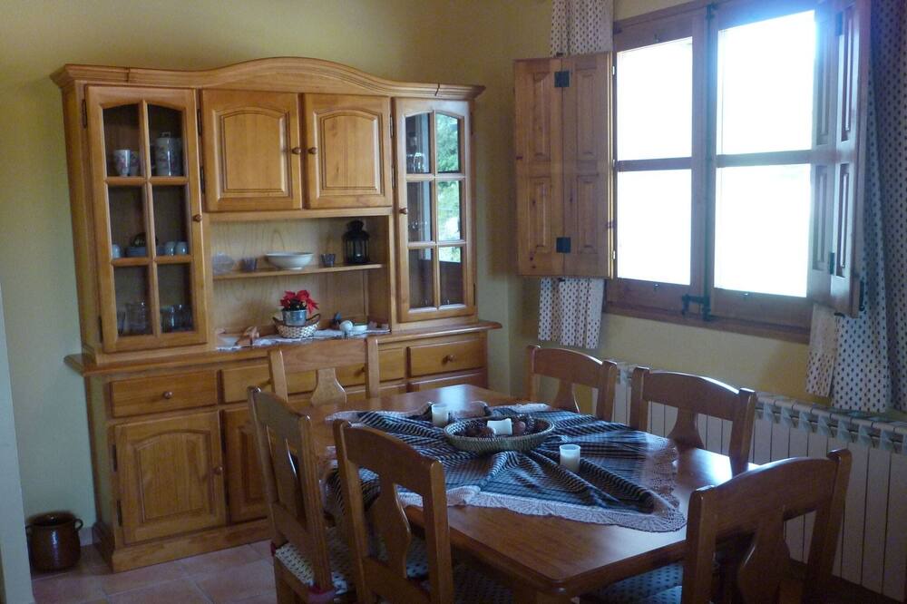 Photo of Livingroom in Maians
