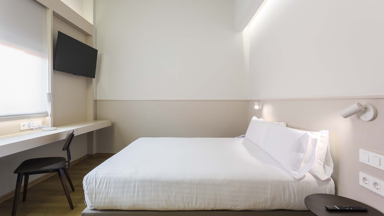 Photo of Bedroom in Terrassa