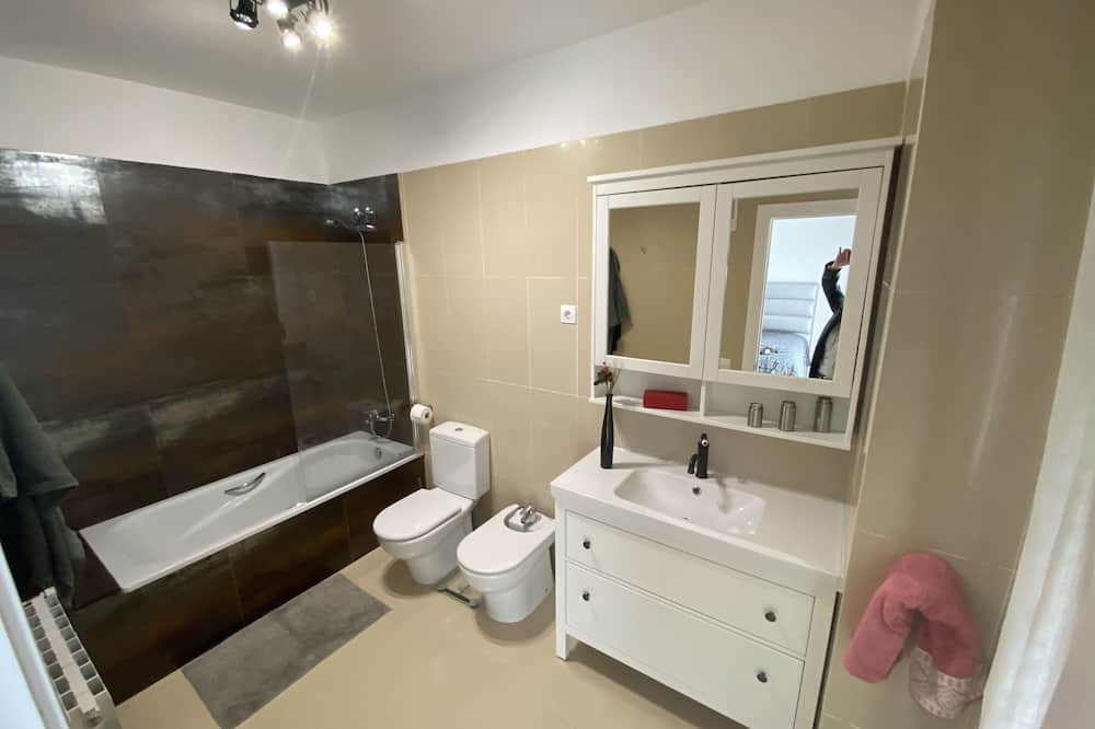 Photo of Bathroom in Gava