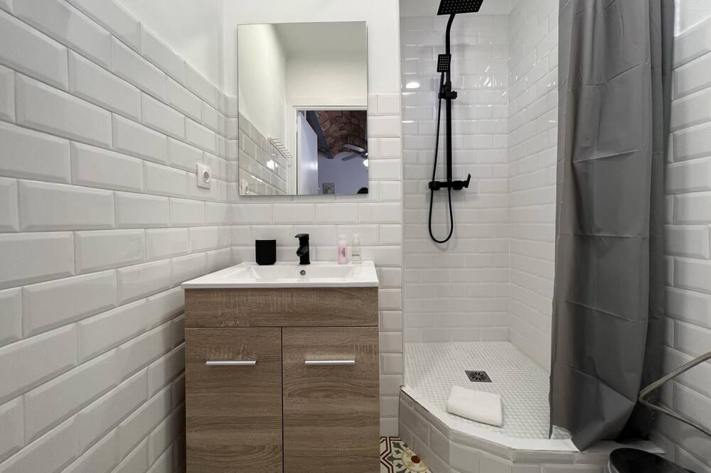 Photo of Bathroom in Collblanc y La Torrassa