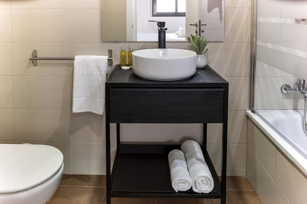 Photo of Bathroom in Collblanc y La Torrassa