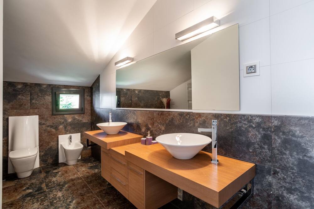 Photo of Bathroom in Alella