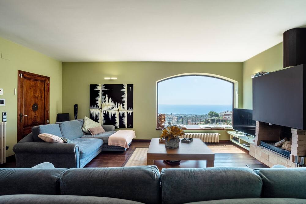 Photo of Livingroom in Alella