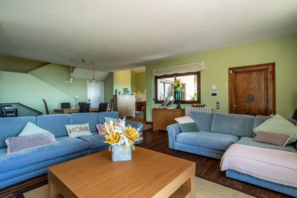 Photo of Livingroom in Alella