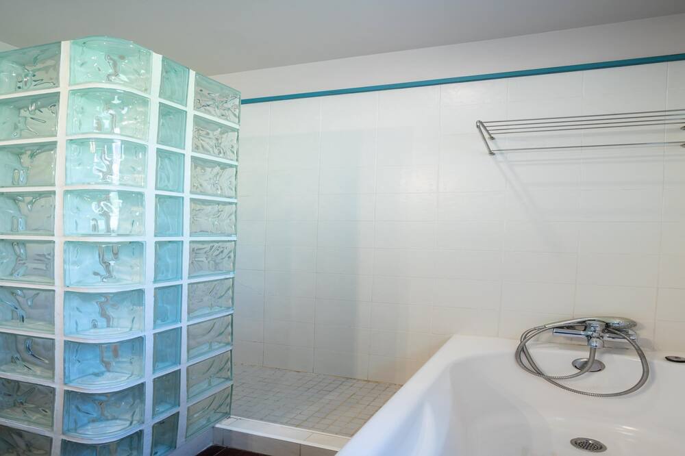 Photo of Bathroom in Alella