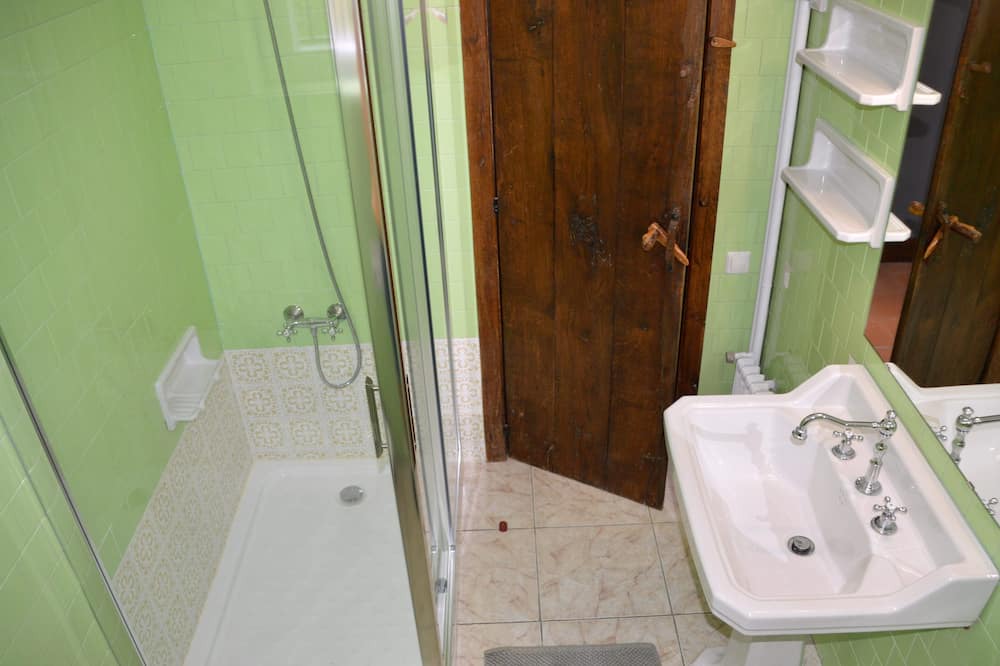Photo of Bathroom in Sant Boi de Llucanes