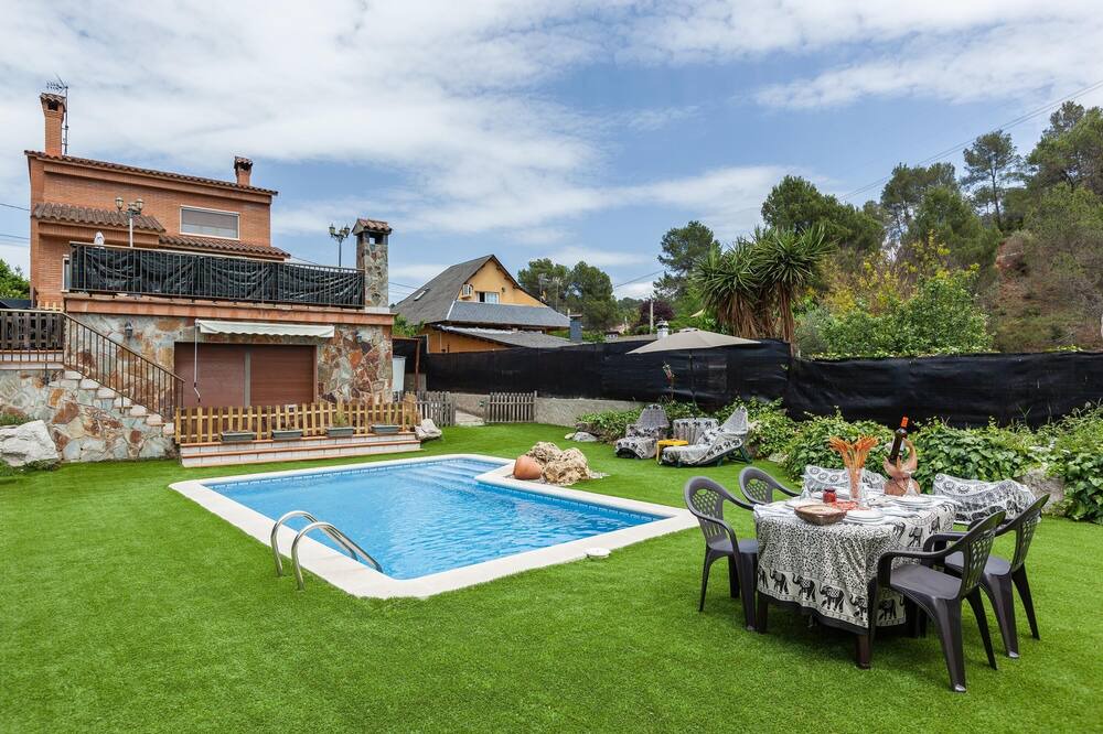 Photo of Outdoor in Corbera De Llobregat