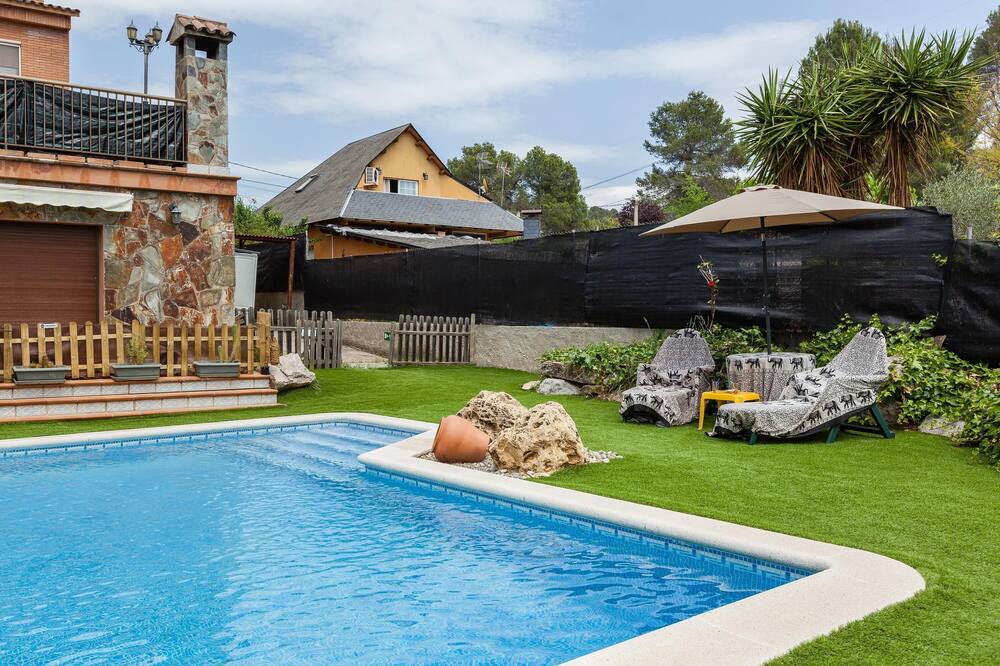Photo of Outdoor in Corbera De Llobregat