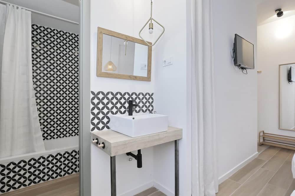 Photo of Bathroom in Collblanc y La Torrassa