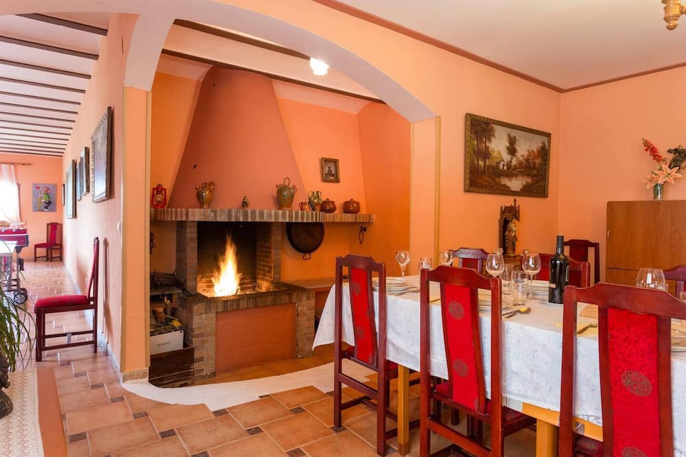 Photo of Livingroom in Castellet i la Gornal