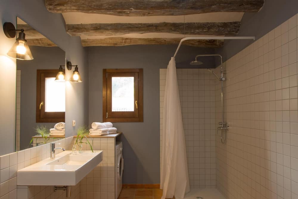 Photo of Bathroom in Orpi