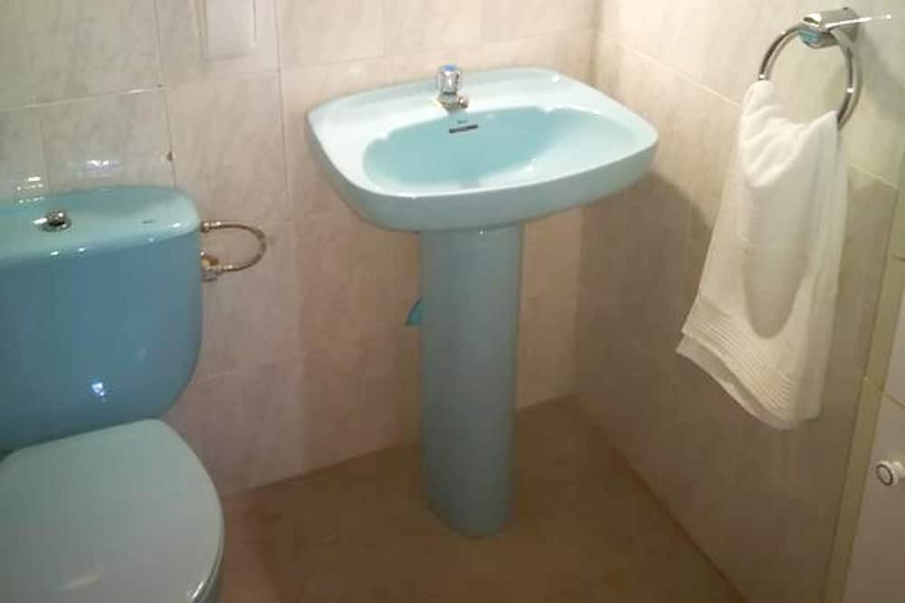Photo of Bathroom in Esparraguera