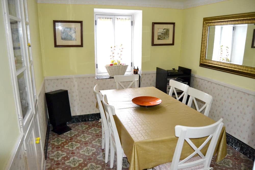 Photo of Livingroom in Mediona