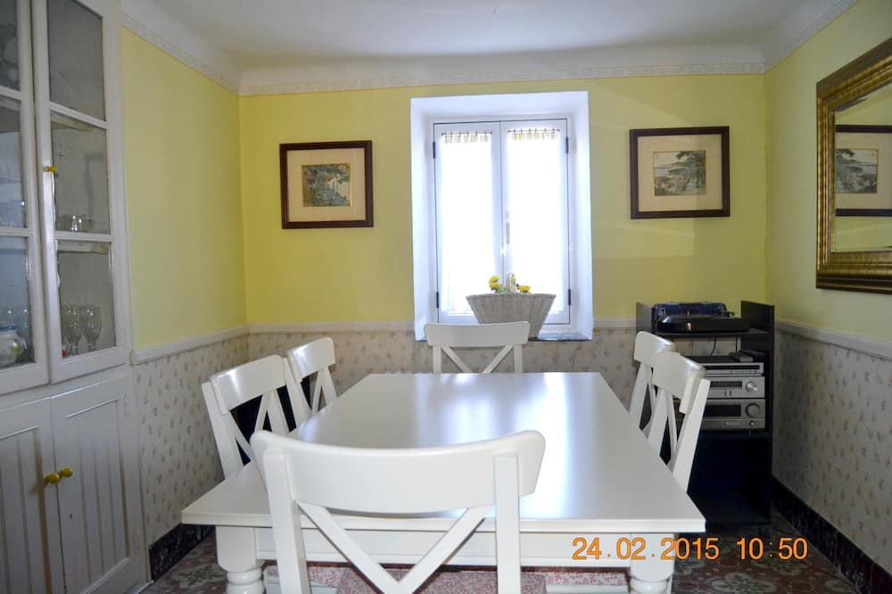 Photo of Livingroom in Mediona