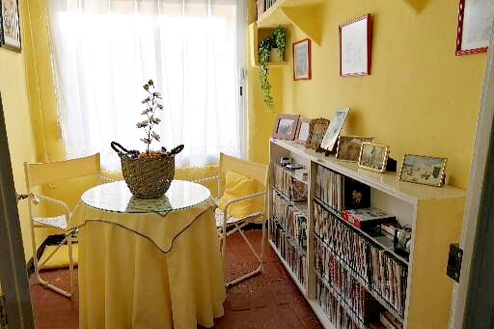 Photo of Livingroom in Mediona