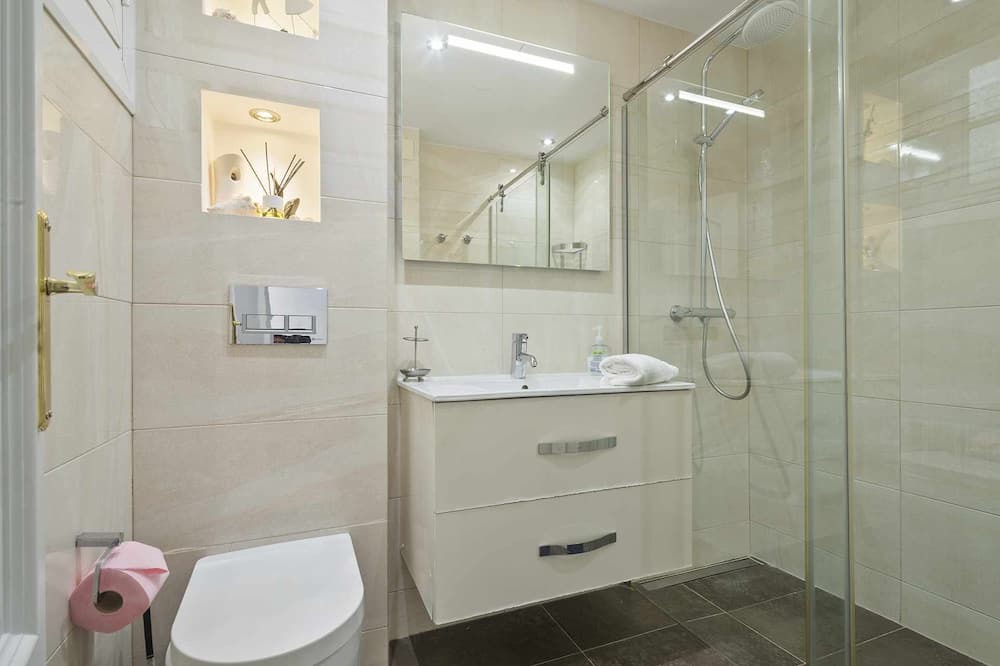 Photo of Bathroom in Navas