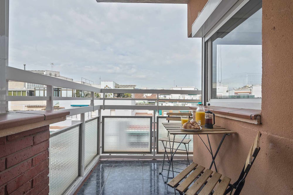 Photo of Patio Balcony in Navas