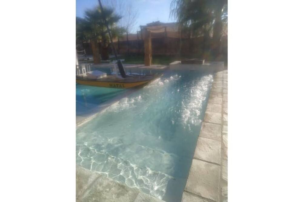 Photo of Outdoor in Rubi