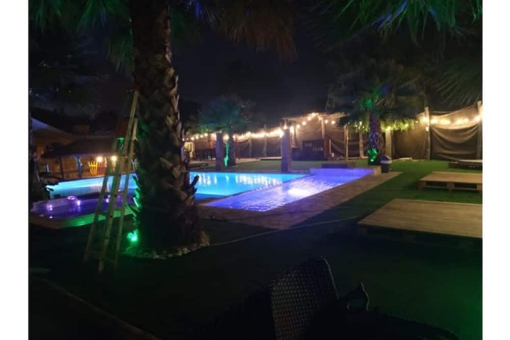 Photo of Outdoor in Rubi
