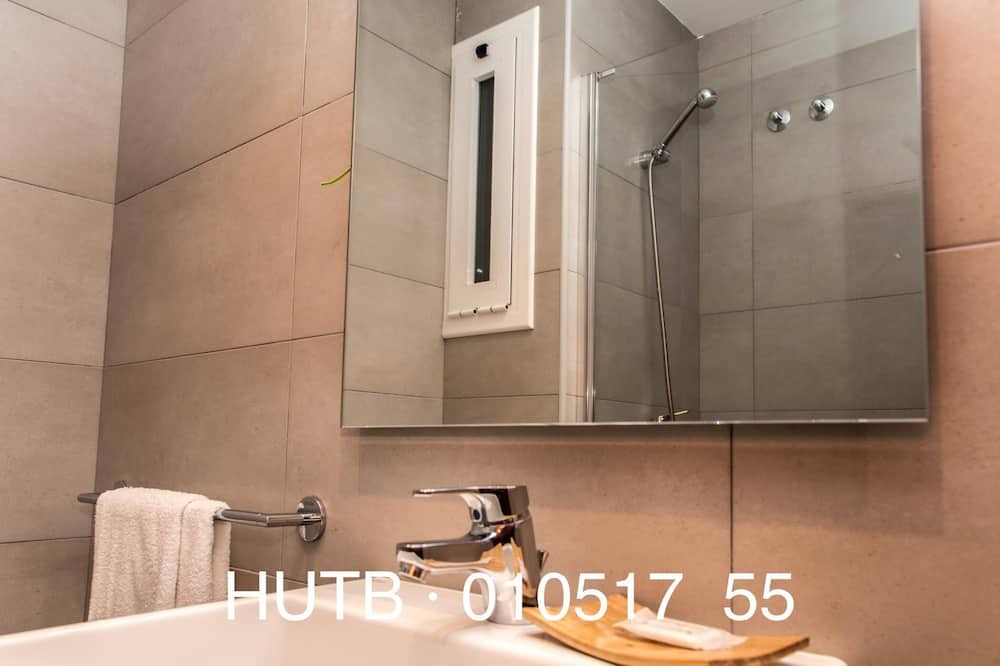 Photo of Bathroom in La Maternitat i Sant Ramon