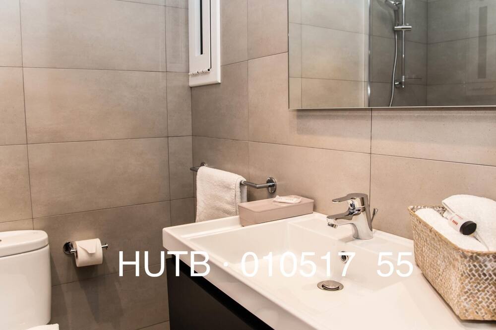 Photo of Bathroom in La Maternitat i Sant Ramon