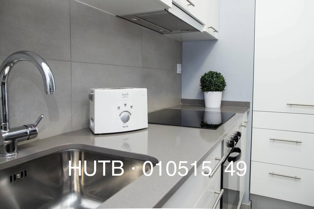 Photo of Kitchen in La Maternitat i Sant Ramon