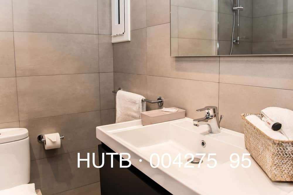 Photo of Bathroom in La Maternitat i Sant Ramon