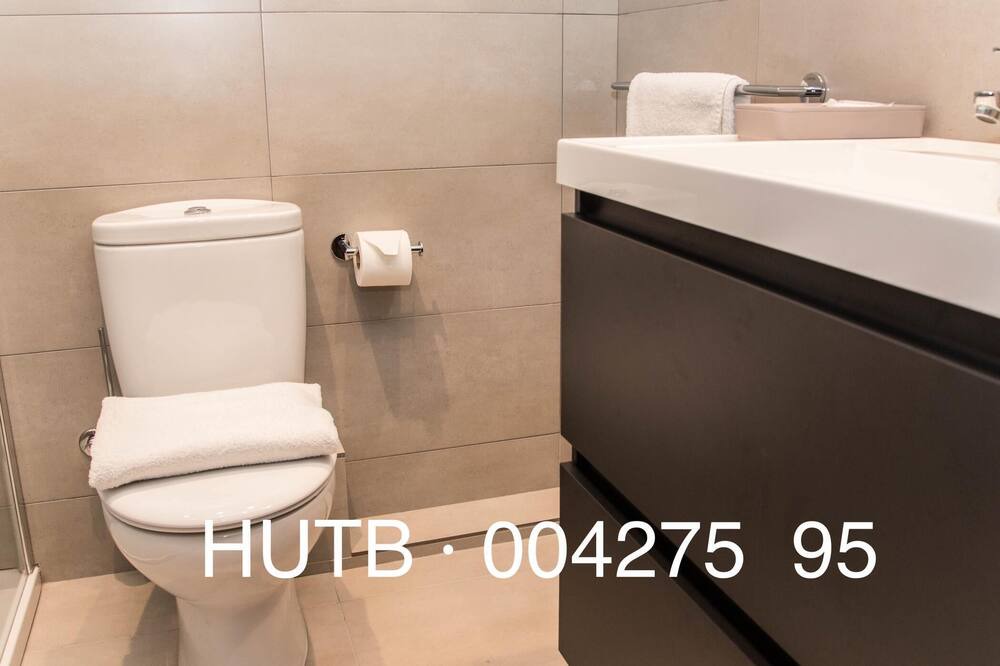 Photo of Bathroom in La Maternitat i Sant Ramon