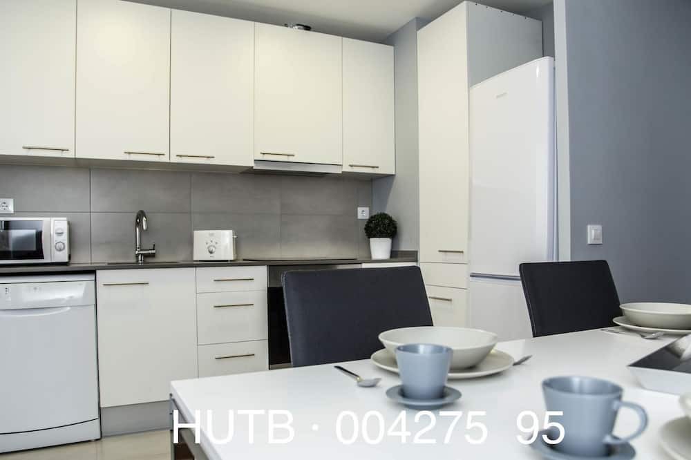 Photo of Kitchen in La Maternitat i Sant Ramon