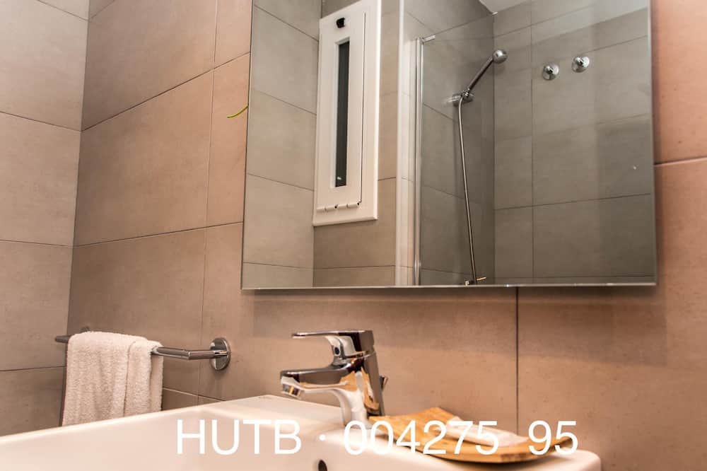 Photo of Bathroom in La Maternitat i Sant Ramon