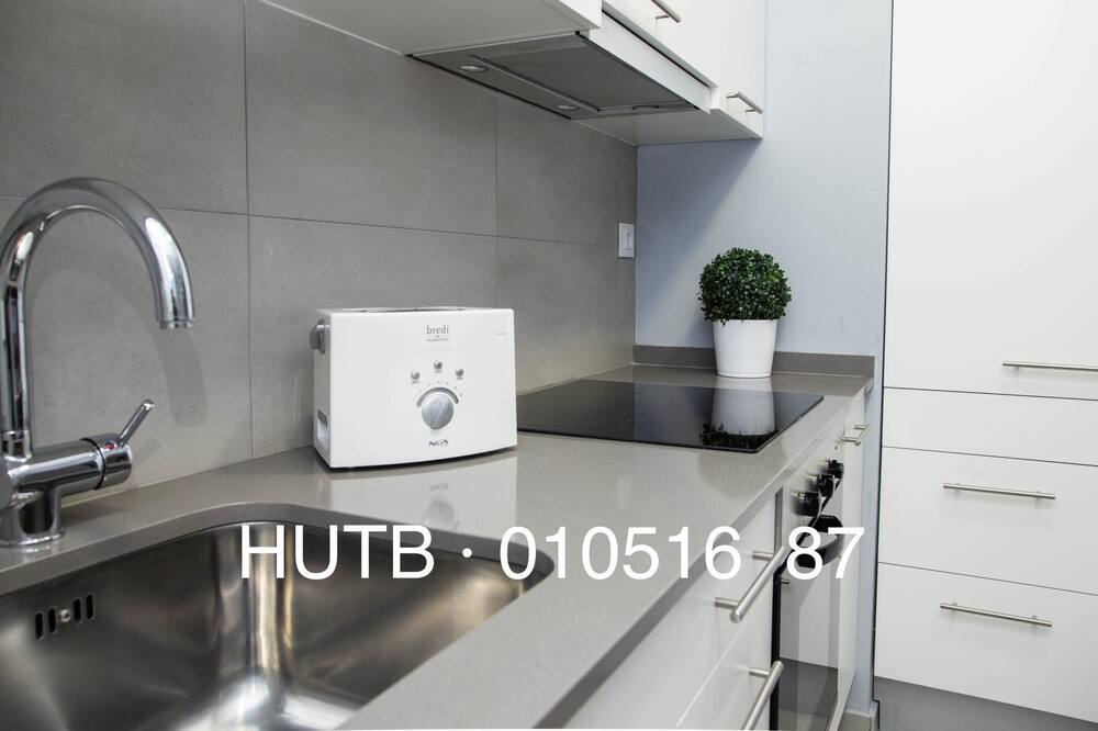 Photo of Kitchen in La Maternitat i Sant Ramon