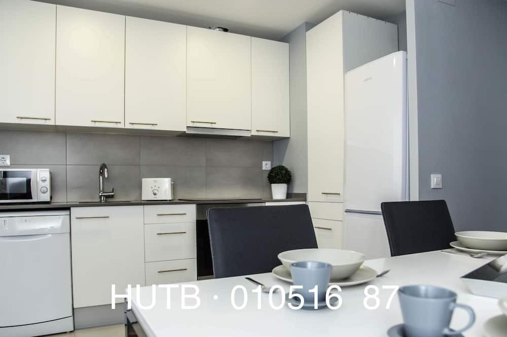 Photo of Kitchen in La Maternitat i Sant Ramon