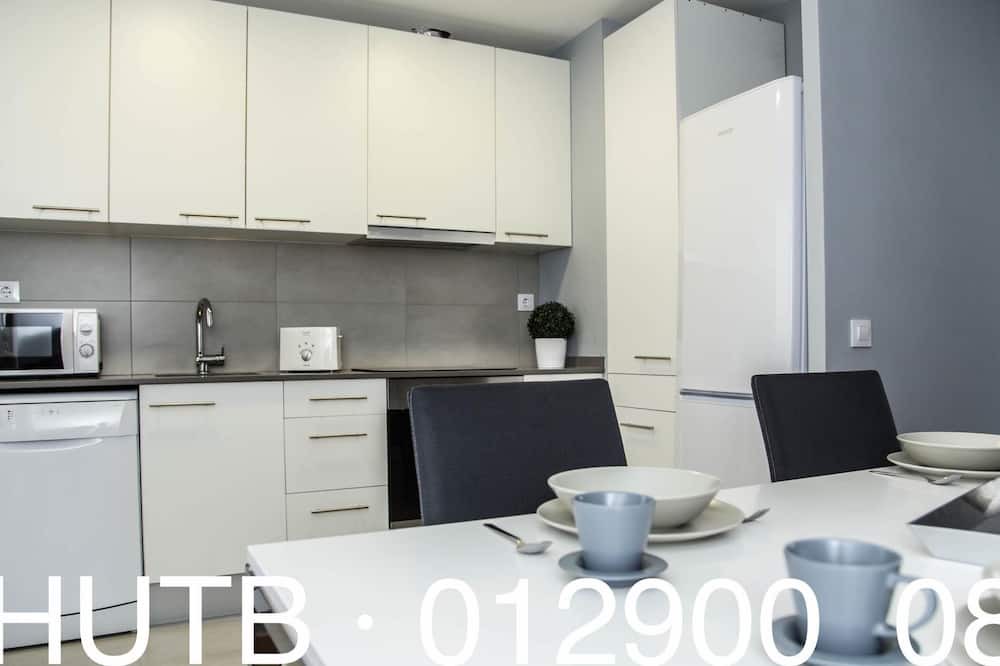Photo of Kitchen in La Maternitat i Sant Ramon
