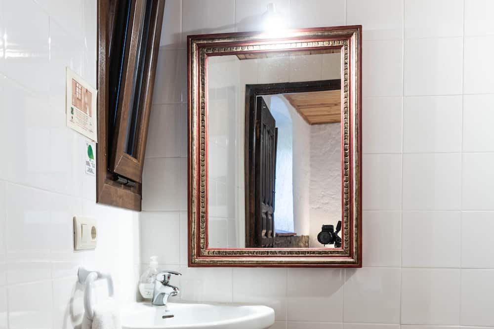 Photo of Bathroom in Gargalla