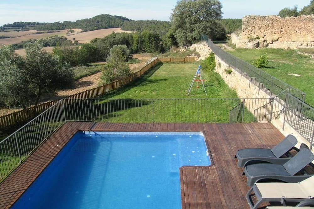Photo of Outdoor in Viver i Serrateix