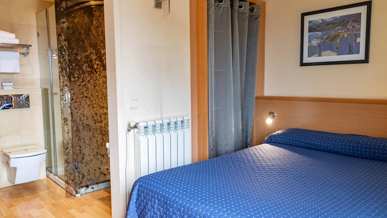 Photo of Bedroom in Vic