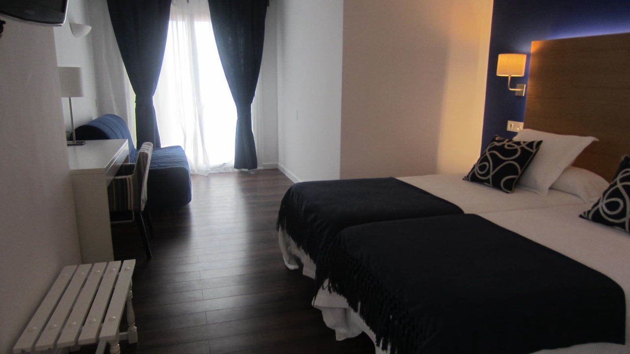 Photo of Bedroom in L Almadrava