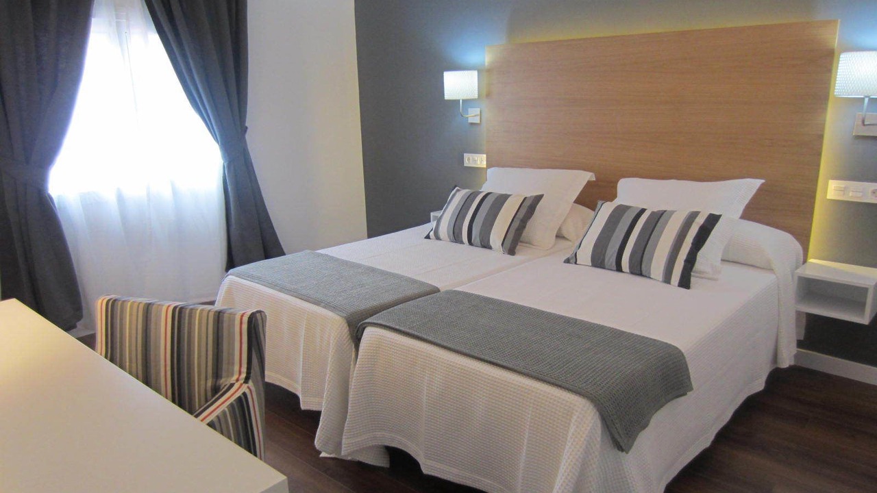 Photo of Bedroom in L Almadrava