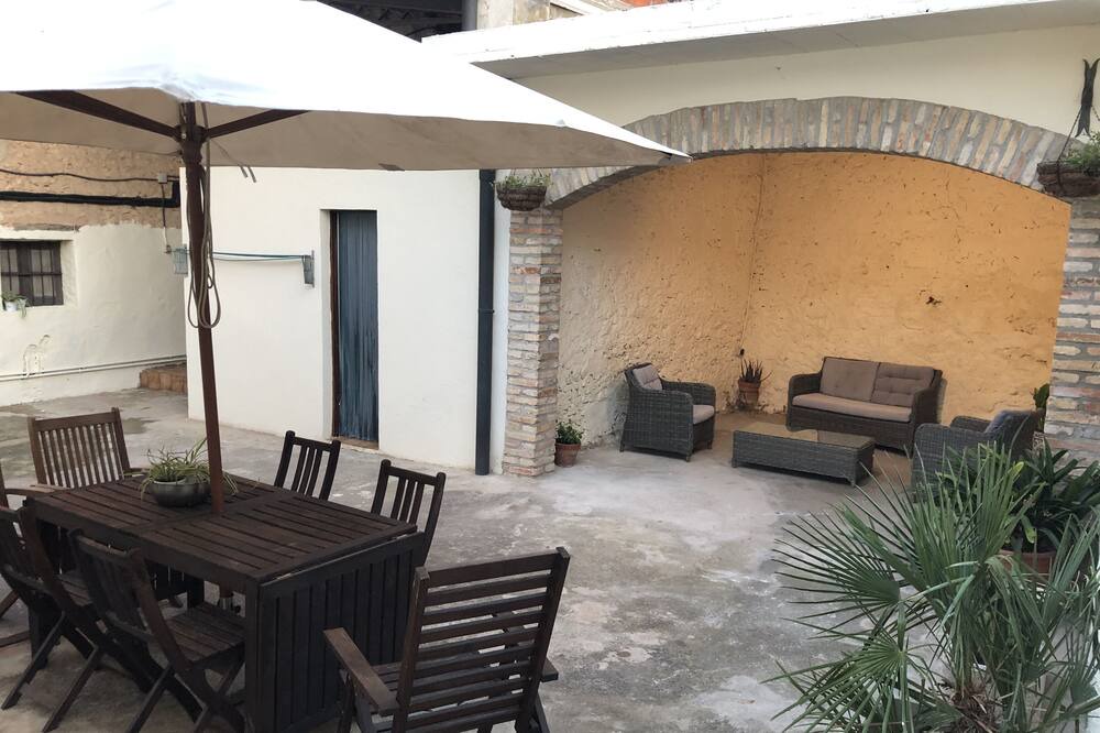 Photo of Patio Balcony in Castellet i la Gornal