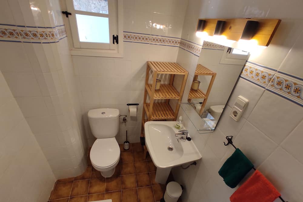 Photo of Bathroom in Castellet i la Gornal