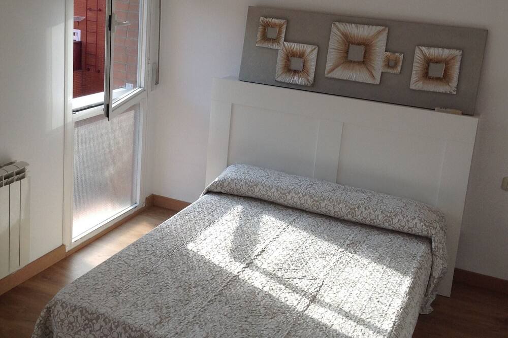 Photo of Bedroom in Terrassa